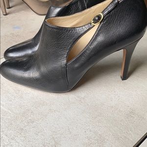 Never worn Nine West ankle heels